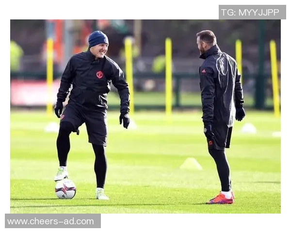 曼联对阵雷丁精彩直播地址分享及赛事前瞻分析